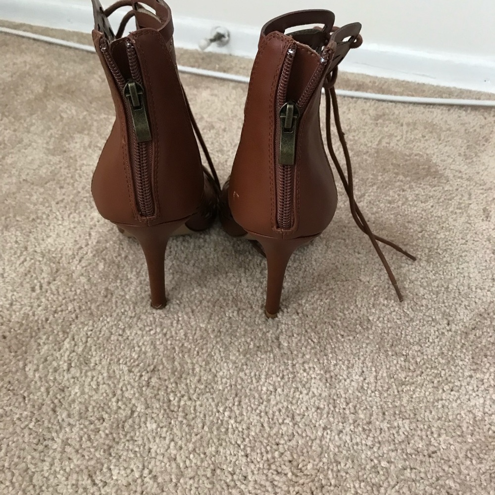 Sandals - Picture 4 of 4